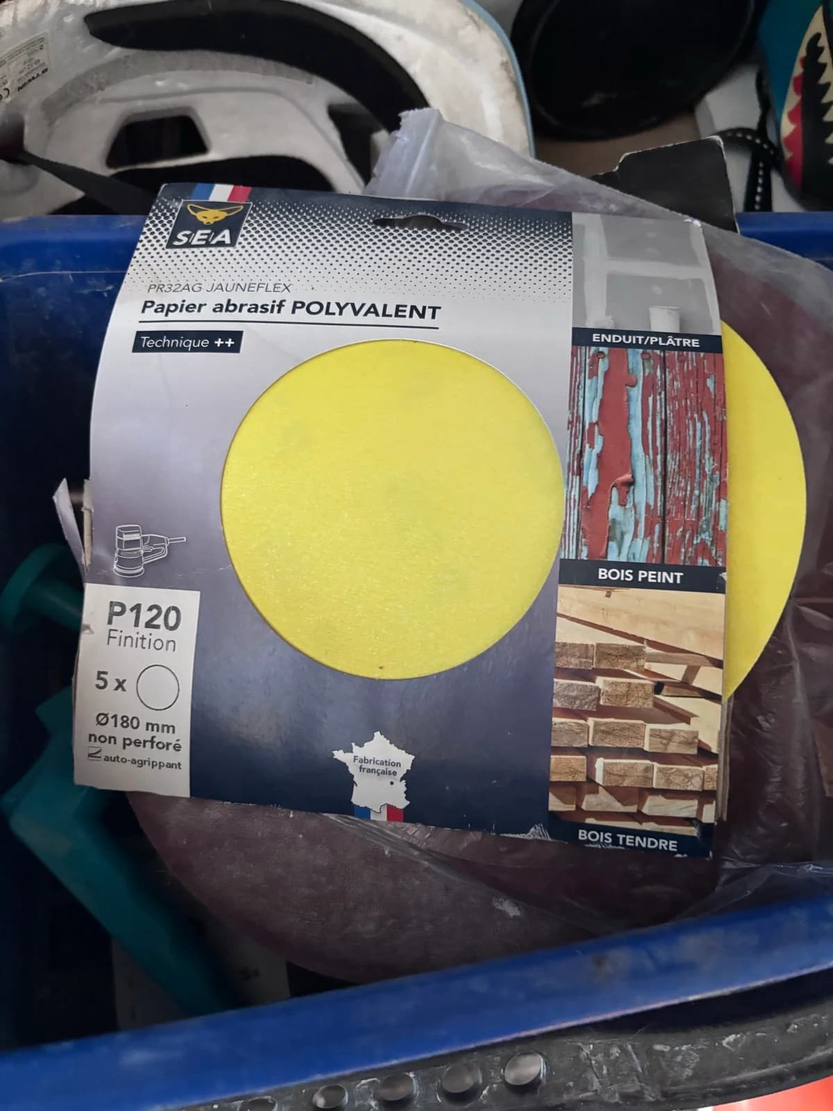 Papier abrasif pour poncer
